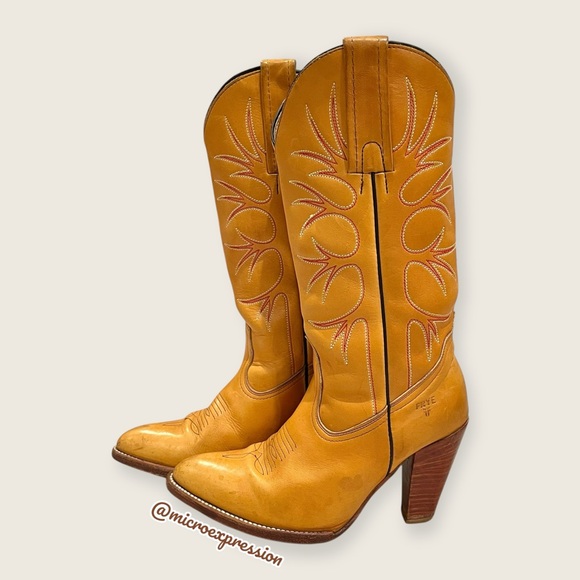 Frye Shoes - 1980s VINTAGE Frye Fire/Flame Banana Yellow Tan Embroidered Cowboy Western Boot